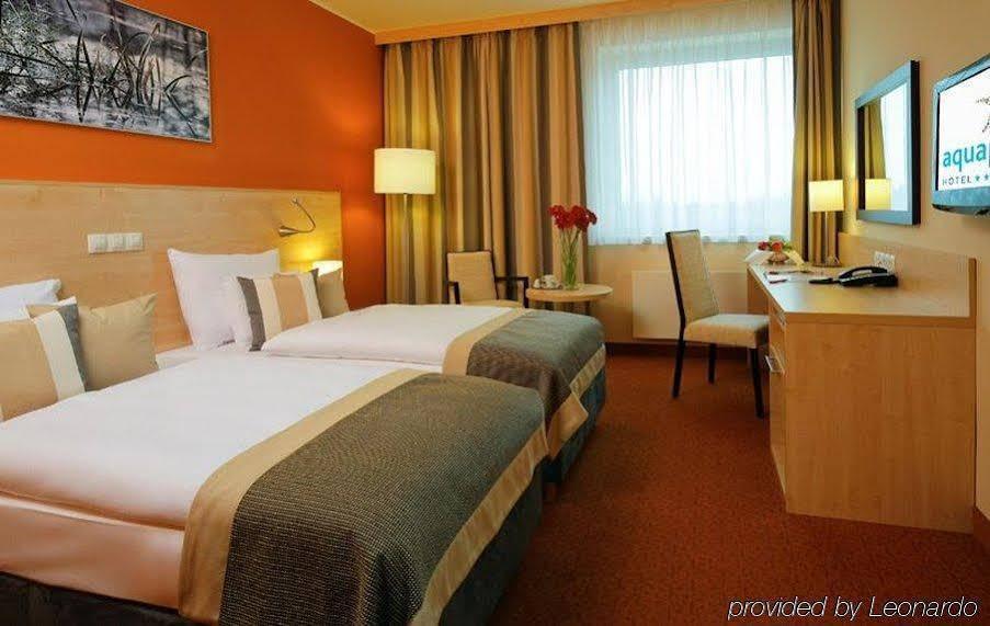 Aquapalace Hotel Prague Cestlice Ngoại thất bức ảnh